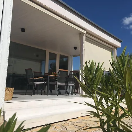 Buqez Eco - 33 Villa *