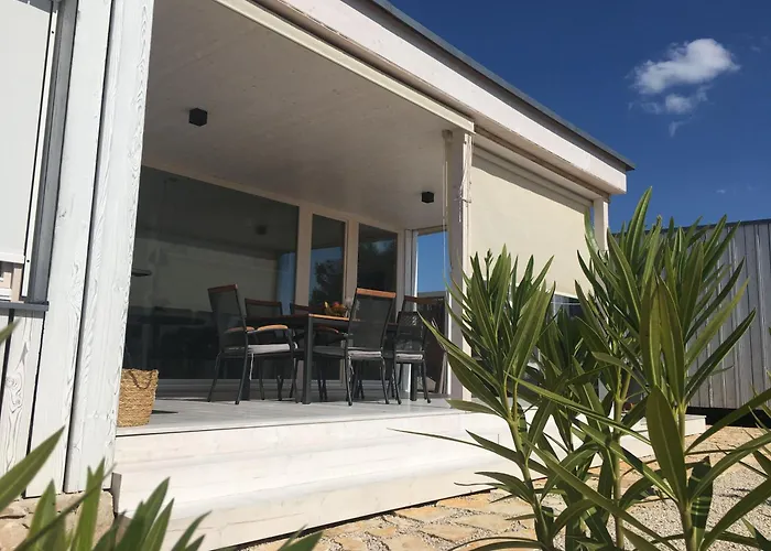 Buqez Eco - 33 Villa *