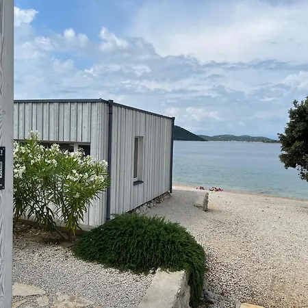 Villa Buqez Eco - 33 *